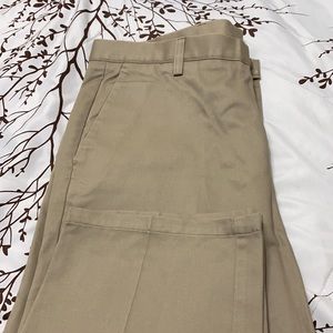 Men’s tan Dockers khakis.